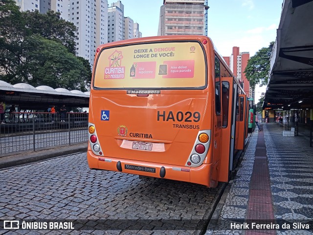 Auto Viação Redentor HA029 na cidade de Curitiba, Paraná, Brasil, por Herik Ferreira da Silva. Número da foto: #12700443.