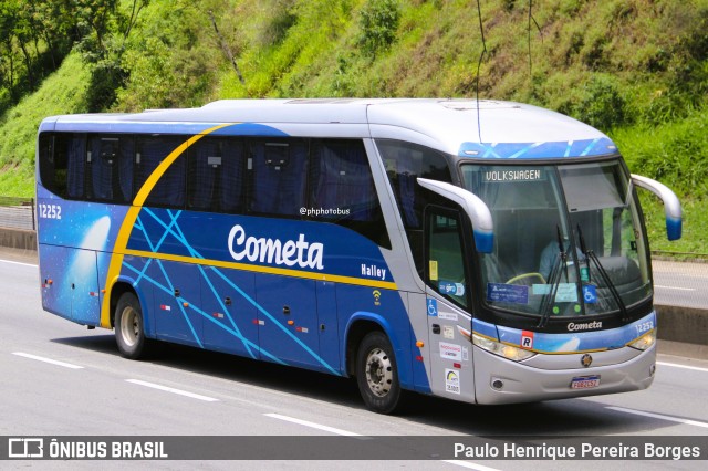 Viação Cometa 12252 na cidade de Piraí, Rio de Janeiro, Brasil, por Paulo Henrique Pereira Borges. Número da foto: #12701382.