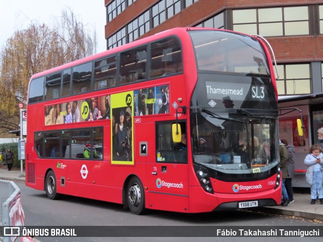 Stagecoach 11069 na cidade de Bromley, Greater London, Inglaterra, por Fábio Takahashi Tanniguchi. Número da foto: #12700189.