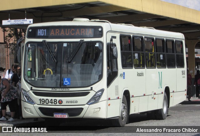 Araucária Transportes Coletivos 19048 na cidade de Curitiba, Paraná, Brasil, por Alessandro Fracaro Chibior. Número da foto: #12699975.