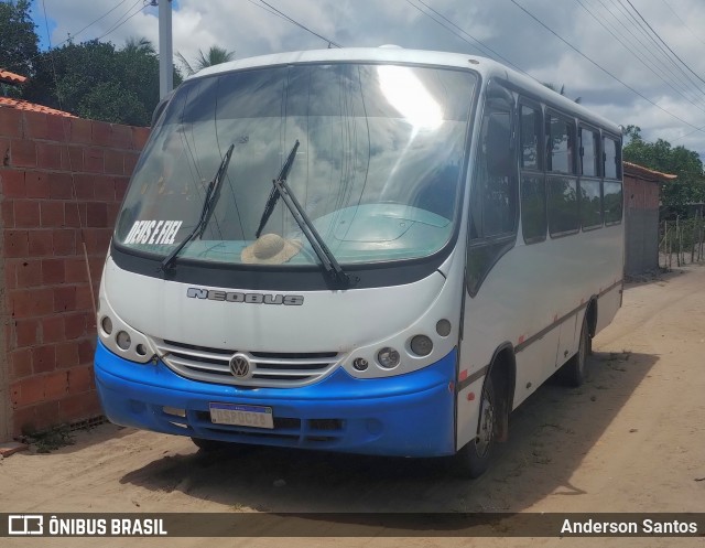 Ônibus Particulares 0228 na cidade de Conde, Bahia, Brasil, por Anderson Santos. Número da foto: #12702509.