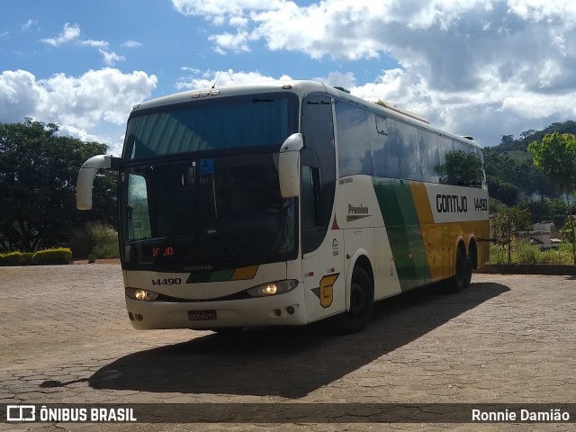 Empresa Gontijo de Transportes 14490 na cidade de São João Evangelista, Minas Gerais, Brasil, por Ronnie Damião. Número da foto: #12701109.