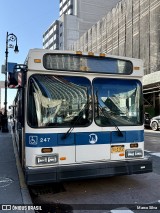 MTA New York City 247 na cidade de Brooklyn, New York, Estados Unidos, por Marco Silva. Número da foto: #12699473.