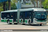 Via Sudeste Transportes S.A. 5 2157 na cidade de São Paulo, São Paulo, Brasil, por Valdir Garcia. Número da foto: #:id.