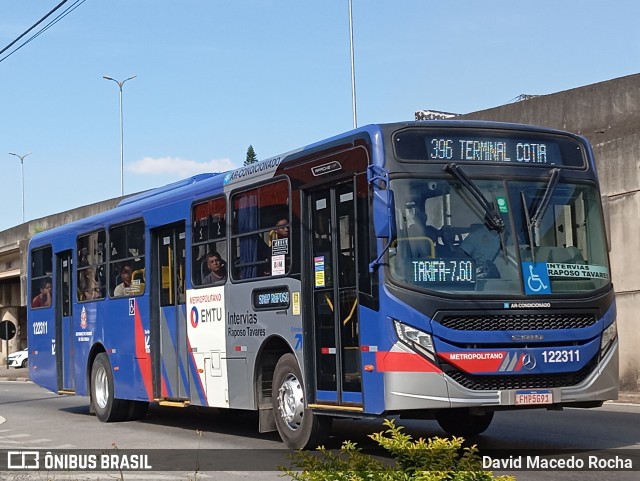 Auto Viação Bragança Metropolitana > Viação Raposo Tavares 12.2311 na cidade de Cotia, São Paulo, Brasil, por David Macedo Rocha. Número da foto: #12777375.