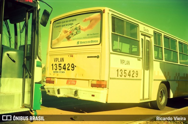 Viplan - Viação Planalto 135429 na cidade de Brasília, Distrito Federal, Brasil, por Ricardo Vieira. Número da foto: #12777910.
