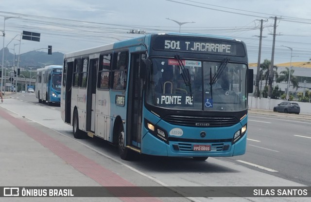 Viação Praia Sol 12208 na cidade de Serra, Espírito Santo, Brasil, por SILAS SANTOS. Número da foto: #12776781.