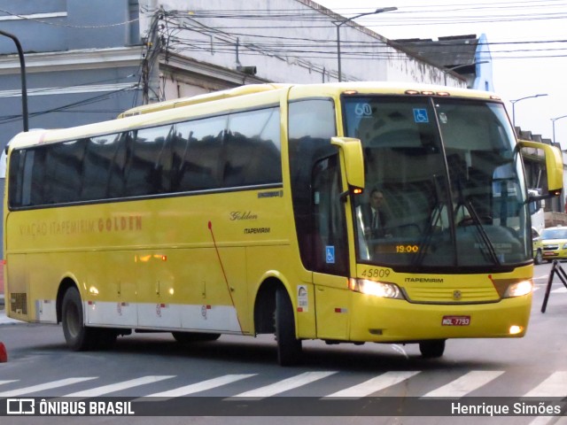Viação Itapemirim 45809 na cidade de Rio de Janeiro, Rio de Janeiro, Brasil, por Henrique Simões. Número da foto: #12780493.