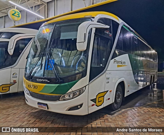 Empresa Gontijo de Transportes 19730 na cidade de Perdões, Minas Gerais, Brasil, por Andre Santos de Moraes. Número da foto: #12779879.