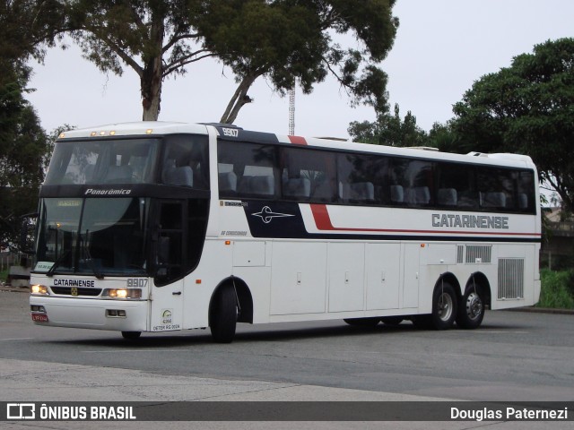 Auto Viação Catarinense 9907 na cidade de Curitiba, Paraná, Brasil, por Douglas Paternezi. Número da foto: #12779144.
