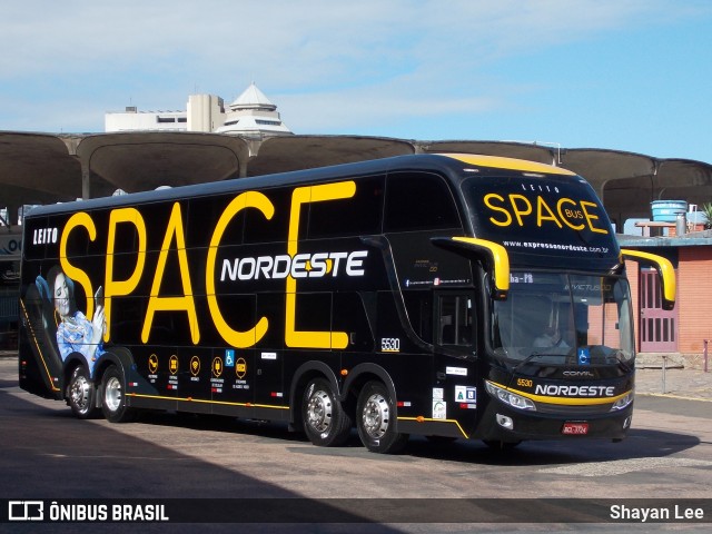 Expresso Nordeste 5530 na cidade de Porto Alegre, Rio Grande do Sul, Brasil, por Shayan Lee. Número da foto: #12705341.