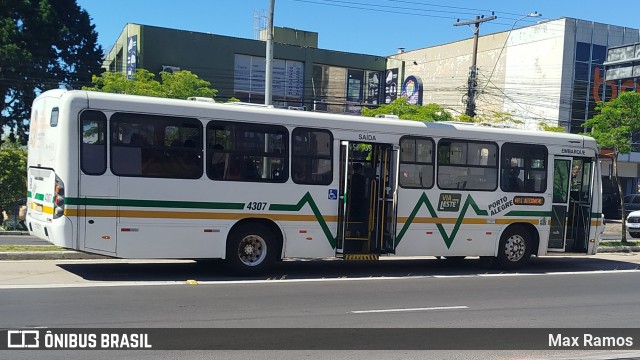 VAP - Viação Alto Petrópolis 4307 na cidade de Porto Alegre, Rio Grande do Sul, Brasil, por Max Ramos. Número da foto: #12703727.