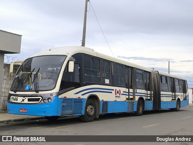 Metrobus 1146 na cidade de Trindade, Goiás, Brasil, por Douglas Andrez. Número da foto: #12704030.