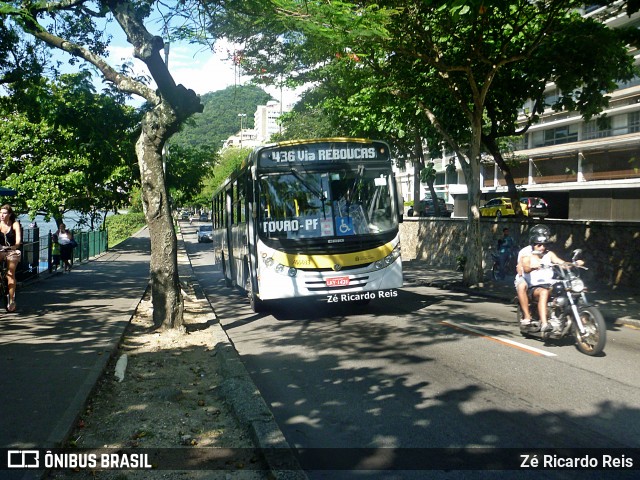 Transporte Estrela Azul A55033 na cidade de Rio de Janeiro, Rio de Janeiro, Brasil, por Zé Ricardo Reis. Número da foto: #12704501.