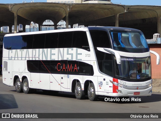 Auto Viação Catarinense 3723 na cidade de Porto Alegre, Rio Grande do Sul, Brasil, por Otávio dos Reis . Número da foto: #12703549.