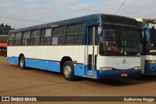 Ônibus Particulares 4831 na cidade de Guarapuava, Paraná, Brasil, por Guilherme Rogge. Número da foto: #12702891.