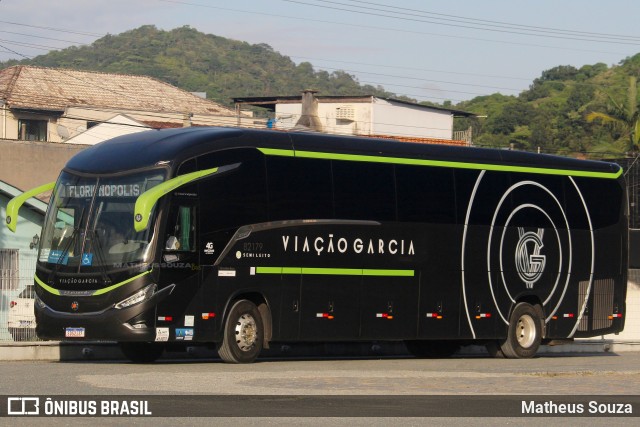 Viação Garcia 82179 na cidade de Balneário Camboriú, Santa Catarina, Brasil, por Matheus Souza. Número da foto: #12708883.