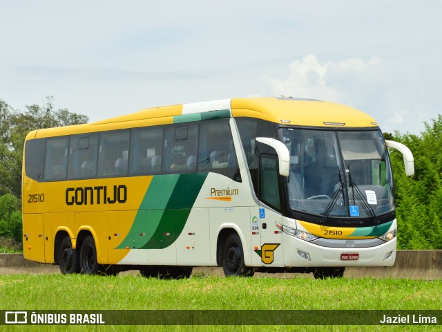 Empresa Gontijo de Transportes 21510 na cidade de Pindamonhangaba, São Paulo, Brasil, por Jaziel Lima. Número da foto: #12708369.