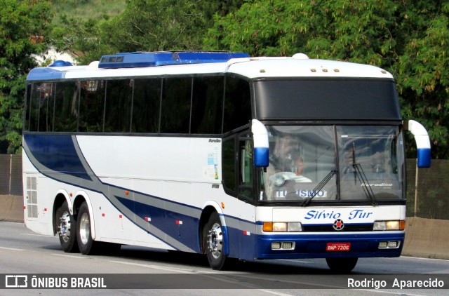 Silvio Tur 7206 na cidade de Aparecida, São Paulo, Brasil, por Rodrigo  Aparecido. Número da foto: #12707732.