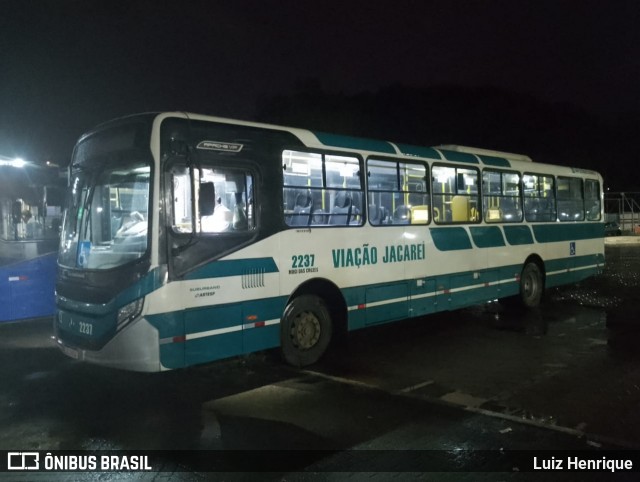Viação Jacareí 2237 na cidade de Santa Isabel, São Paulo, Brasil, por Luiz Henrique. Número da foto: #12706907.