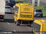 Escolares  na cidade de Salvador, Bahia, Brasil, por Victor São Tiago Santos. Número da foto: #12707854.