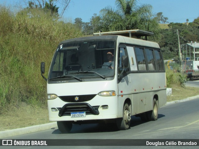 Motorhomes 1C04 na cidade de São José da Lapa, Minas Gerais, Brasil, por Douglas Célio Brandao. Número da foto: #12710433.