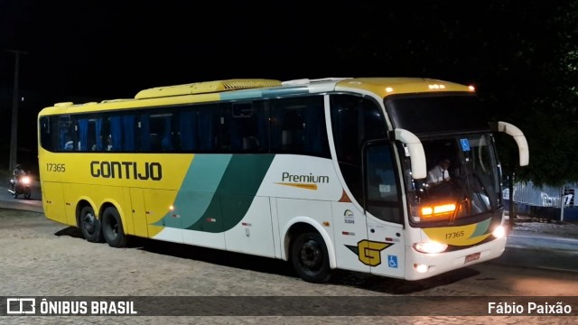 Empresa Gontijo de Transportes 17365 na cidade de Paulistana, Piauí, Brasil, por Fábio Paixão. Número da foto: #12711282.