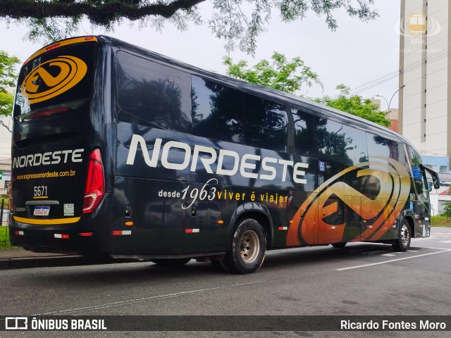 Expresso Nordeste 5671 na cidade de Curitiba, Paraná, Brasil, por Ricardo Fontes Moro. Número da foto: #12709871.