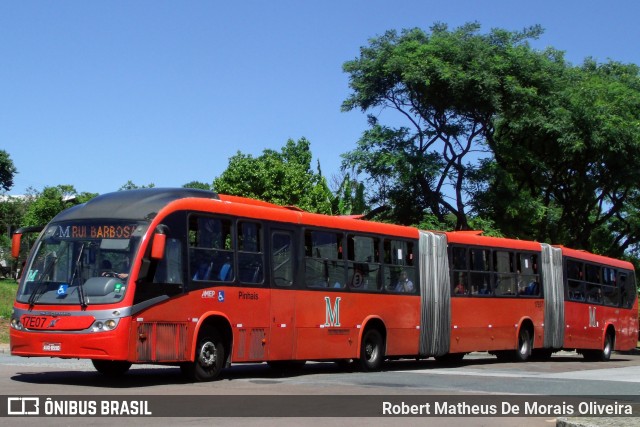 Expresso Azul 17E07 na cidade de Curitiba, Paraná, Brasil, por Robert Matheus De Morais Oliveira. Número da foto: #12711768.