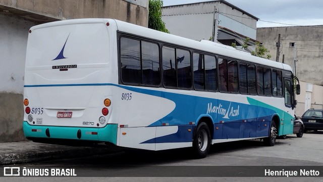 Marlim Azul Turismo 8035 na cidade de Vila Velha, Espírito Santo, Brasil, por Henrique Netto. Número da foto: #12711857.