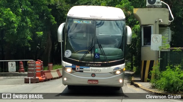 Auto Viação Bragança 11.002 na cidade de São Paulo, São Paulo, Brasil, por Cleverson Giraldi. Número da foto: #12713305.