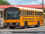 Autobuses sin identificación - Costa Rica 00 na cidade de Cartago, Cartago, Costa Rica, por Josué Mora. Número da foto: #12712580.