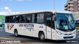 Van Houten Transportes 2113 na cidade de Ponta Grossa, Paraná, Brasil, por Jean Lemes S. Número da foto: #12711934.