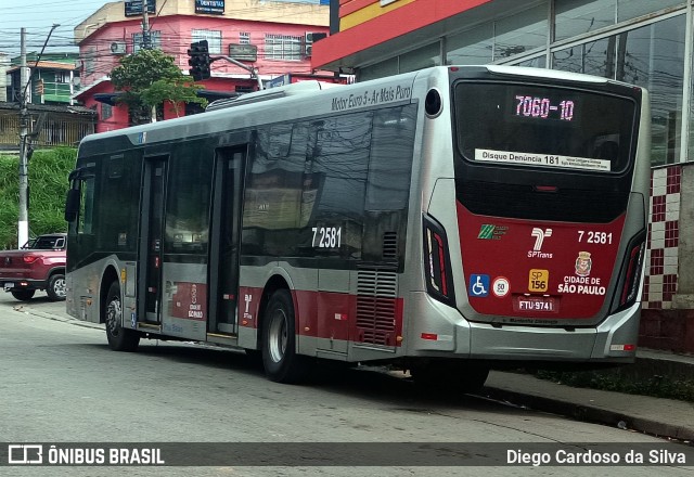 Viação Campo Belo 7 2581 na cidade de Itapecerica da Serra, São Paulo, Brasil, por Diego Cardoso da Silva. Número da foto: #12714855.