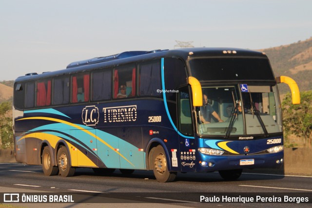 LC Turismo 25000 na cidade de Roseira, São Paulo, Brasil, por Paulo Henrique Pereira Borges. Número da foto: #12716166.