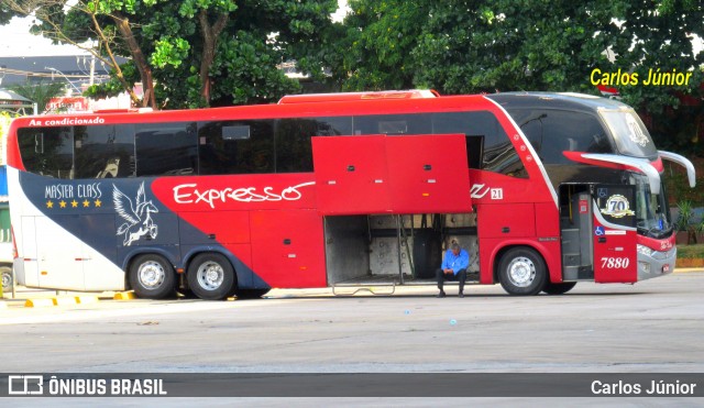 Expresso São Luiz 7880 na cidade de Goiânia, Goiás, Brasil, por Carlos Júnior. Número da foto: #12715744.