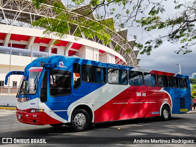 Autobuses sin identificación - Costa Rica 00 na cidade de Mata Redonda, San José, San José, Costa Rica, por Andrés Martínez Rodríguez. Número da foto: #12716743.