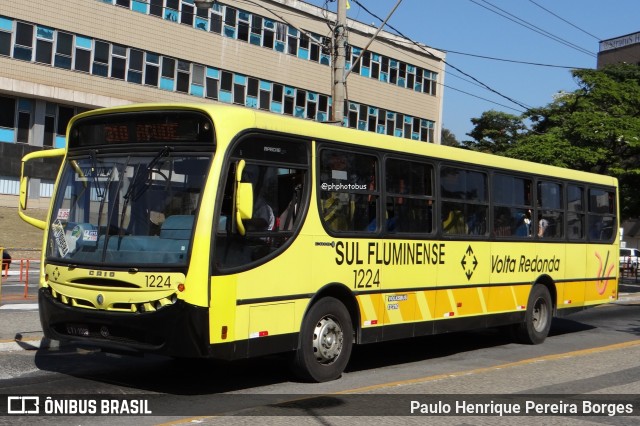 Viação Sul Fluminense 1224 na cidade de Volta Redonda, Rio de Janeiro, Brasil, por Paulo Henrique Pereira Borges. Número da foto: #12716131.