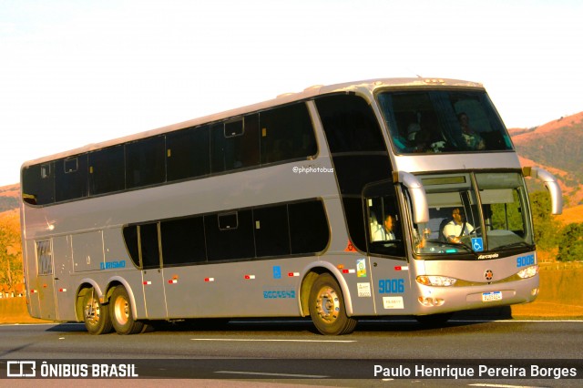 Ônibus Particulares 9006 na cidade de Roseira, São Paulo, Brasil, por Paulo Henrique Pereira Borges. Número da foto: #12716199.