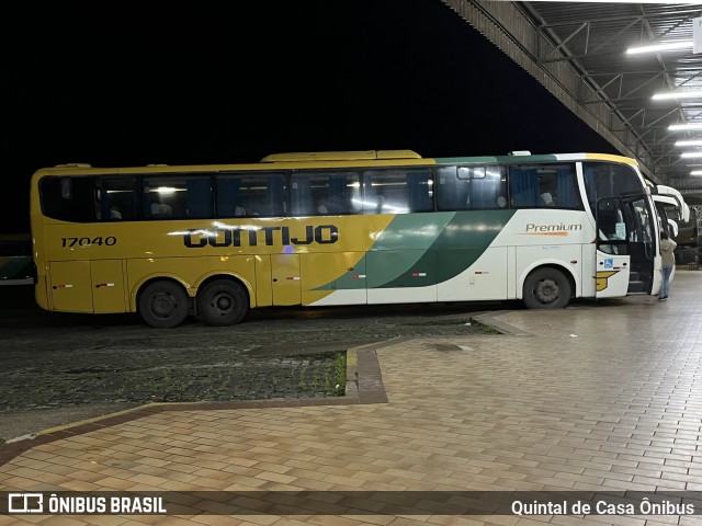 Empresa Gontijo de Transportes 17040 na cidade de Manhuaçu, Minas Gerais, Brasil, por Quintal de Casa Ônibus. Número da foto: #12716314.