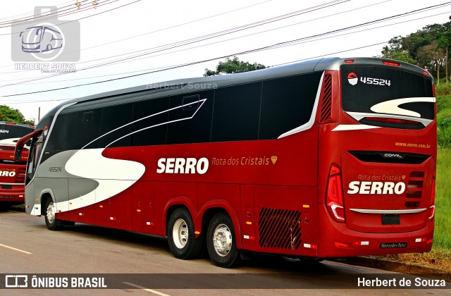 Viação Serro 45524 na cidade de Betim, Minas Gerais, Brasil, por Herbert de Souza. Número da foto: #12719768.