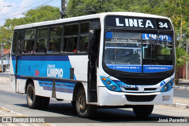 Ciudad de Limpio - Línea 34 41 na cidade de Asunción, Paraguai, por José Paredes. Número da foto: #12782051.