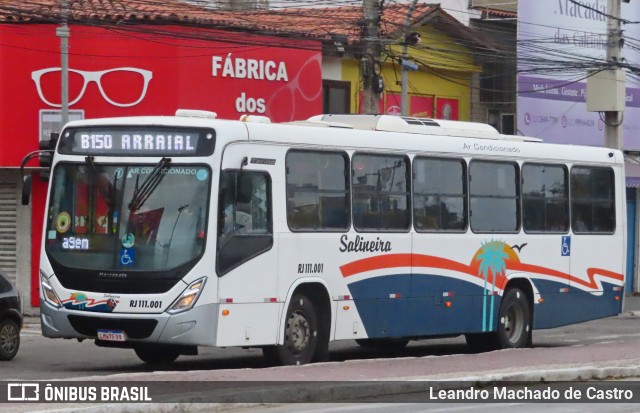 Auto Viação Salineira RJ 111.001 na cidade de Cabo Frio, Rio de Janeiro, Brasil, por Leandro Machado de Castro. Número da foto: #12782628.