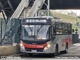 Pêssego Transportes 4 7215 na cidade de São Paulo, São Paulo, Brasil, por Pedro Henrique Alves Silva. Número da foto: #12781777.