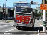 Pêssego Transportes 4 7214 na cidade de São Paulo, São Paulo, Brasil, por Kauã Rodrigues. Número da foto: #:id.