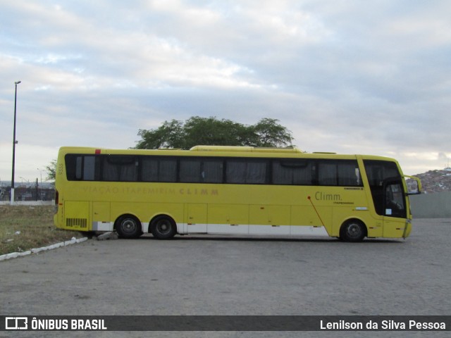 Viação Itapemirim 9555 na cidade de Caruaru, Pernambuco, Brasil, por Lenilson da Silva Pessoa. Número da foto: #12806574.