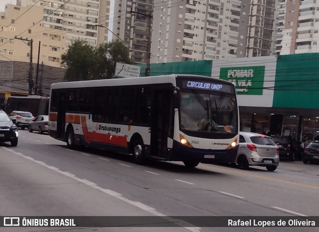 Auto Viação Urubupungá 3960 na cidade de São Paulo, São Paulo, Brasil, por Rafael Lopes de Oliveira. Número da foto: #12804644.