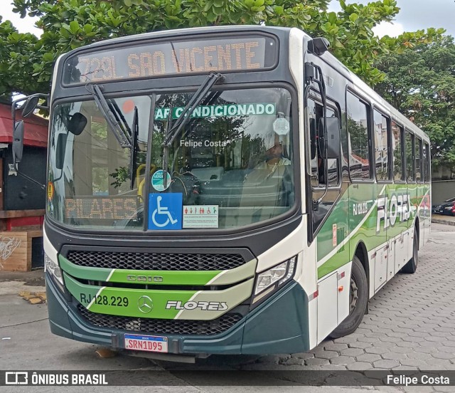 Transportes Flores RJ 128.229 na cidade de Rio de Janeiro, Rio de Janeiro, Brasil, por Felipe Costa. Número da foto: #12806604.