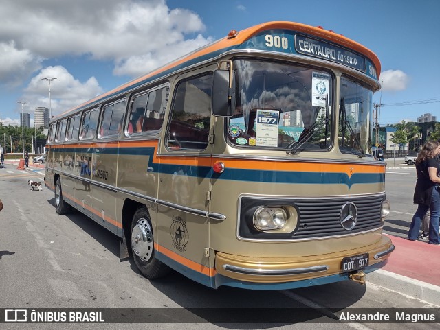 Centauro Turismo 900 na cidade de Barueri, São Paulo, Brasil, por Alexandre  Magnus. Número da foto: #12805946.