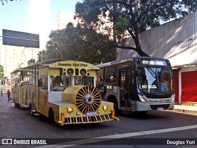 Shopping Oiapoque Eldorado 9H45 na cidade de Belo Horizonte, Minas Gerais, Brasil, por Douglas Yuri. Número da foto: #12807773.